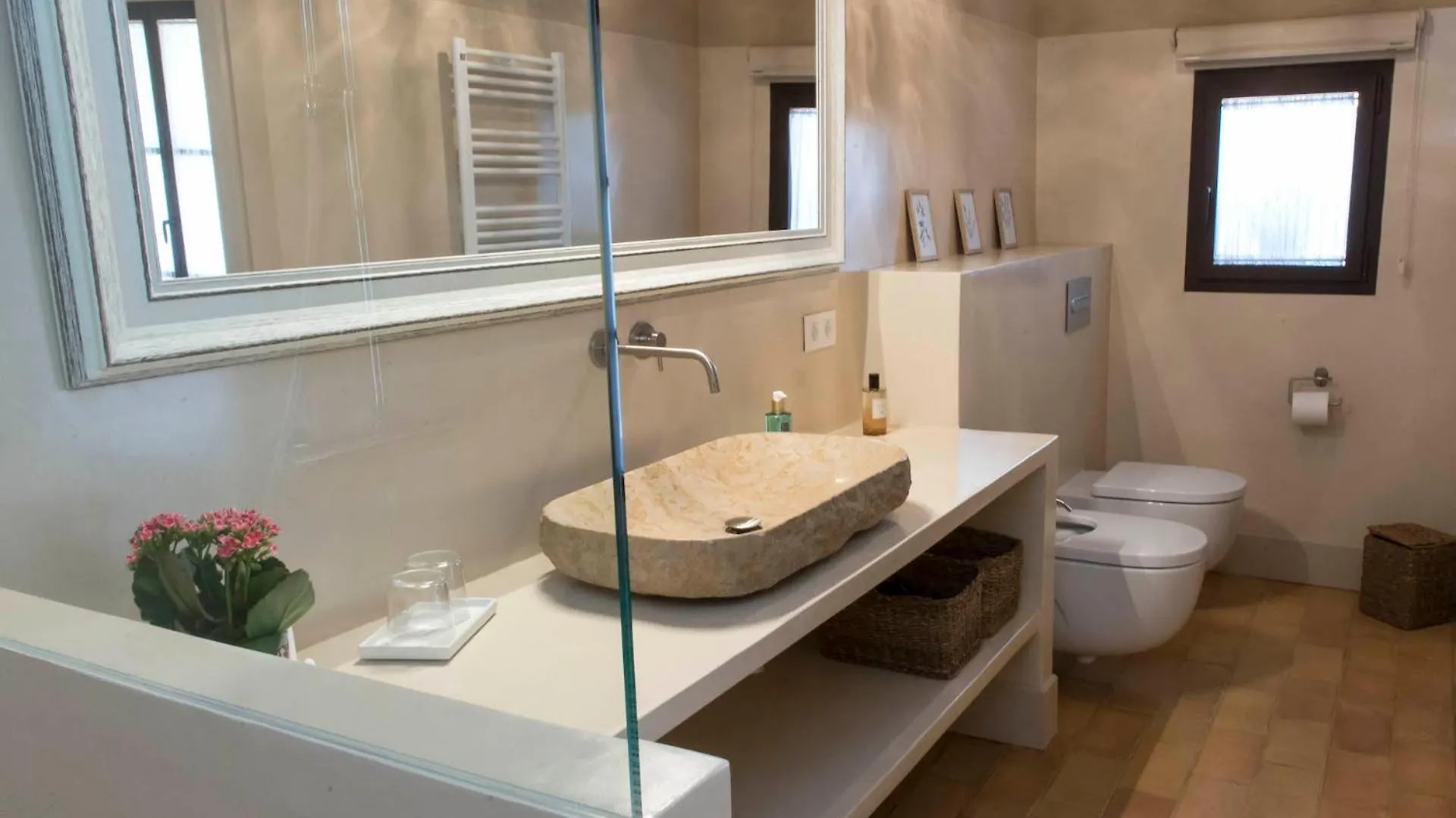 Mas Pla Bed and Breakfast Riudellots de la Selva 0*,  Spanje
