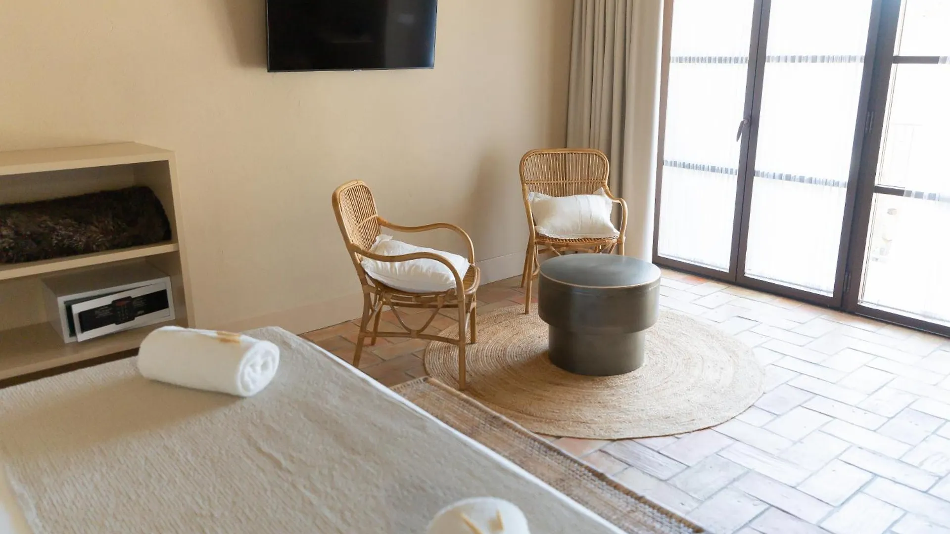 Bed & Breakfast Mas Pla Bed and Breakfast Riudellots de la Selva